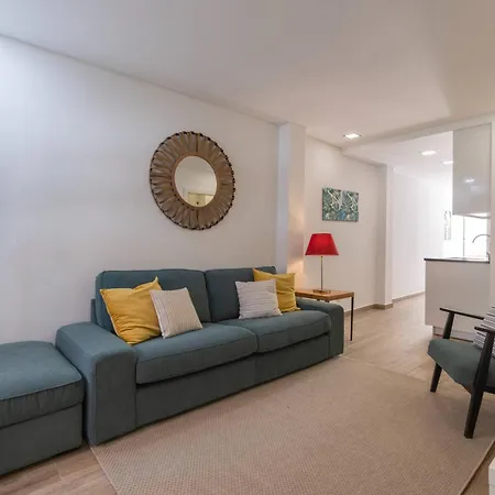 156 Banksy Oasis Terrace *